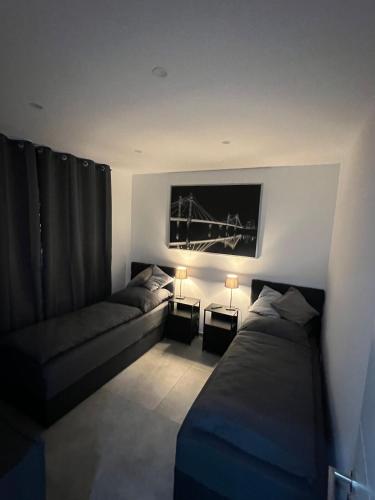 Χώρος καθιστικού στο 1 Zimmer Apartment mit Bad an der Stadt Grenze Berlins