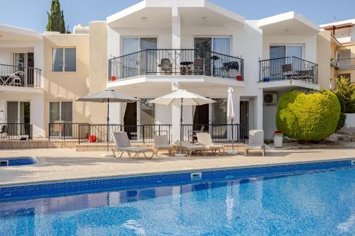 Danaos Seaside Suite 102 with Pool in Tourist Area