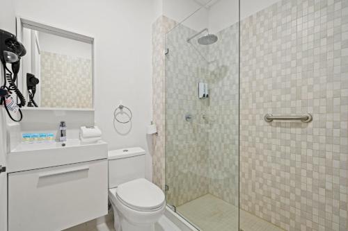 Ένα μπάνιο στο Arubas Life 307