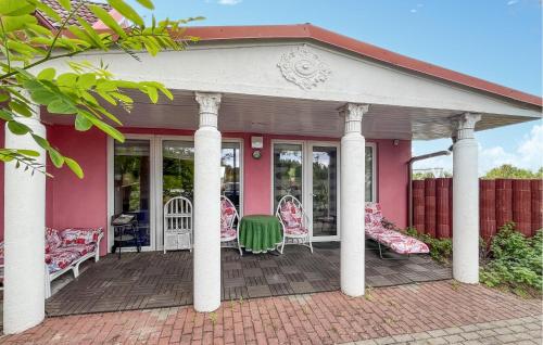 1 Bedroom Awesome Home In Nowe Warpno