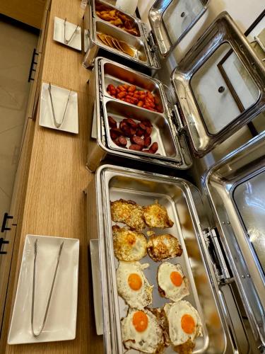 Jídlo v hotelu nebo okolí