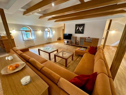 Apartmán v srdci prírody s pubom a obchodom