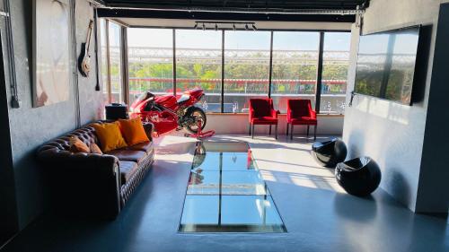 Zona de estar de GT Lounge
