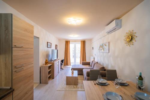 MyFlat Club 218 Diamond Wellness Apartment