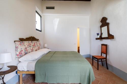 Katil atau katil-katil dalam bilik di GuestHost - Casa di Guido - Country Chic with View