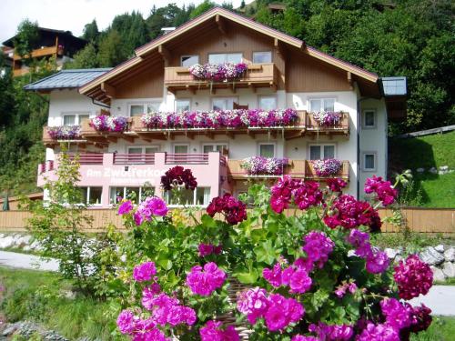 Taman di luar Am Zwölferkogel Appartements