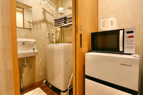 上野地下鉄入谷駅 l 201 Modern Ueno House Lucky Yado