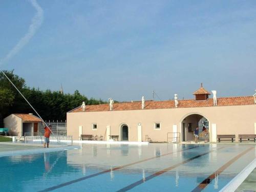 Πισίνα στο ή κοντά στο Camping 3 étoiles - Piscine - eeefaf