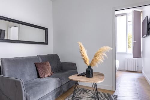 Photo de la galerie de l'établissement OFF Apartement 4 stars in Levallois , near Paris 17th district, à Levallois-Perret