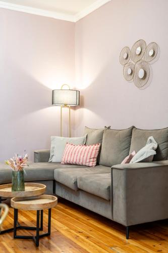 Houseloft White Tower Collection