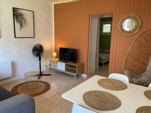 Le Summer, cosy et à 2 min de la plage à pied