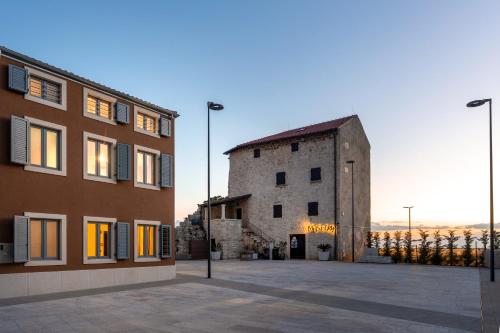 Studio Garbin by Briskva