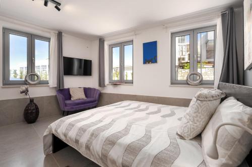 Studio Garbin by Briskva