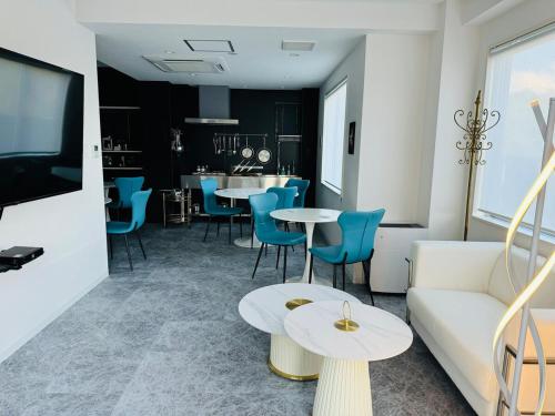 Luxury Hills 1500ｍ2超絶景パティオ サウナ BBQ 駐車場4台 プール ペット 空港そば
