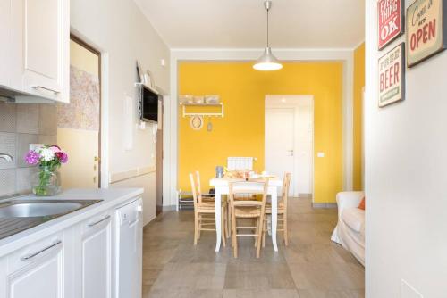 Suite Laterani 3 bedrooms with parking - Colosseum Area
