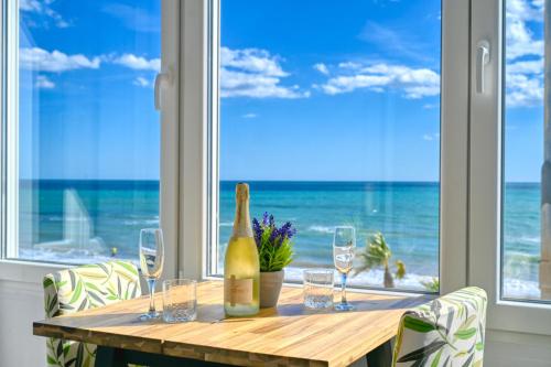 Beautiful apartment with sea view - TCM