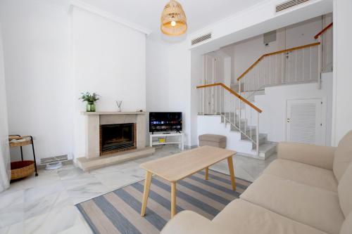 Estepona West Townhouse CECILIA