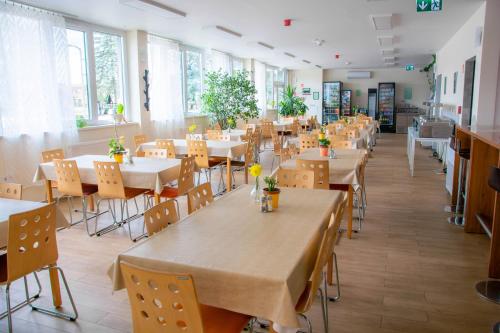 Restaurace v ubytování Aero Inn