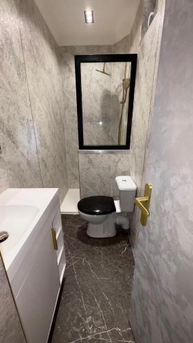 Photo de la galerie de l'établissement Hotel de Touraine Belleville, à Paris