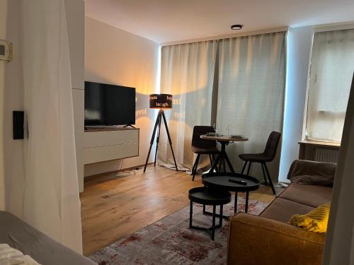 Kompaktes Zentrales Studio mit Parkplatz