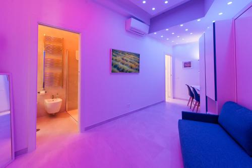 30' Walk Vatican & Stadium Art, Smart Home