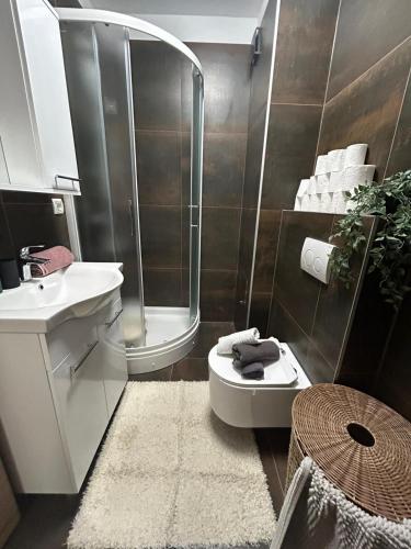 Julia Apartment