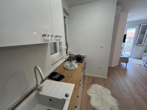 Julia Apartment
