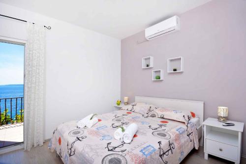 Holiday home in Okrug Gornji 6160