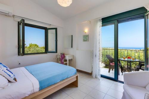 Villa Nefeli Green by Villa Plus