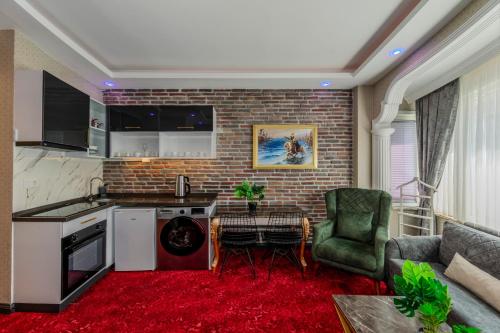 Η κουζίνα ή μικρή κουζίνα στο Sisli Form Hotel