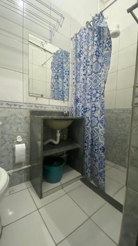 Koupelna v ubytování Pousada e Alojamento Engenho de Itaguaí