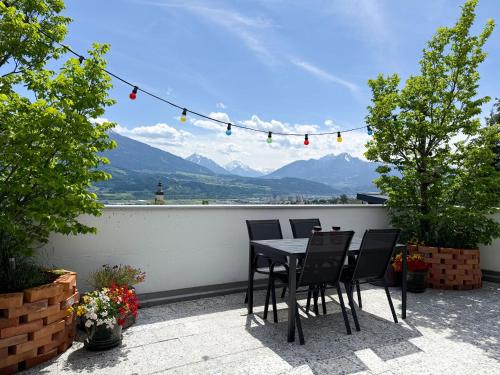 Sunny Mountain Loft - Terrace & Garden