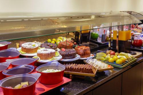 Jídlo v hotelu nebo okolí