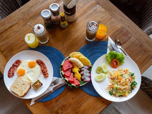 Jídlo v rezortu nebo okolí