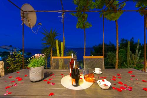 Holiday home in Okrug Gornji 6160