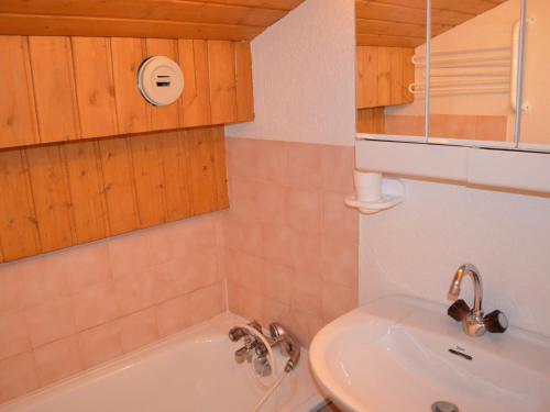 Studio confortable 4 personnes avec balcon à Châtel