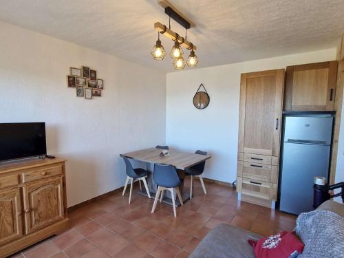 Appartement 4 pers - Ski/Rando à pied - Balcon - Animaux admis, Parking - FR-1-393-179