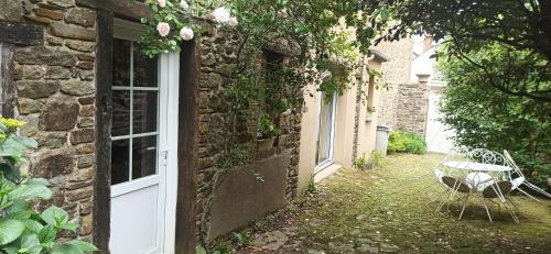 Gallery image of La petite maison d'Evran in Évran