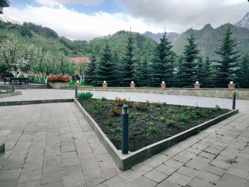 Jardín al aire libre en Vardisubani Villa