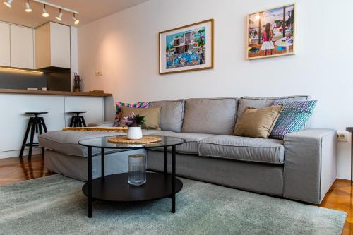 Flexible SelfCheckIns 96 - Zagreb - 2 Bedrooms - WIFI