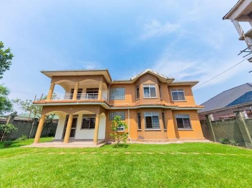 L&R Homes