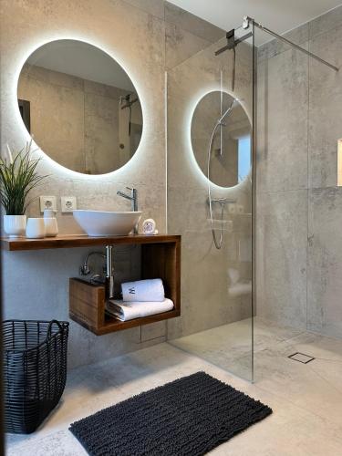 Chic apartment for a relaxing holiday in Komarna