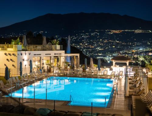 Appartement Mijas met Zee en Zwembadzicht