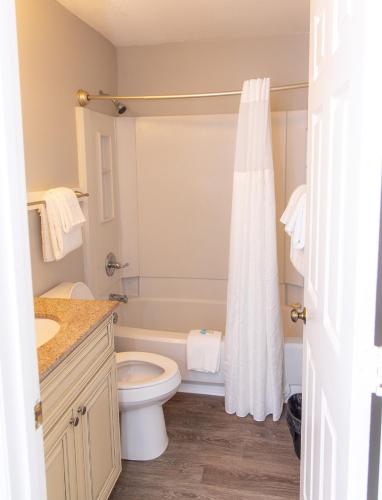 Gallery image of Sea Mystique Resort in Myrtle Beach