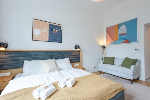 josef's home I Premium Studio I Metro Access
