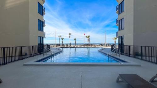 Sunbird Resort 10th Floor Amazing Sunsets - by Sunbird Rentals photo 19
