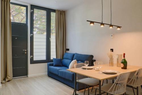 Romantic Apartment N6 Oceanografico Virkin Suites