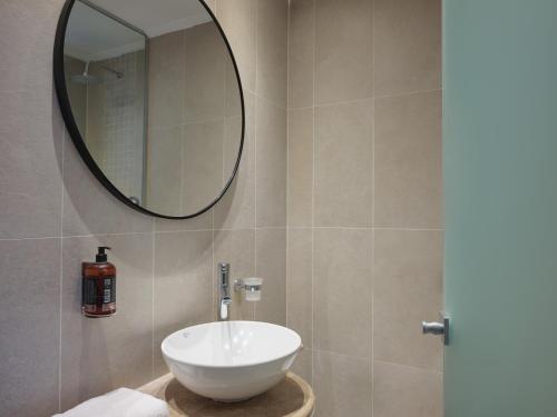 A bathroom at Atlantica Thalassa Hotel