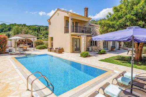 Villa Barbaro by Villa Plus