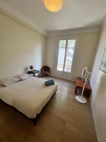Charmant appartement avec terrasse en plein cœur de Nice à deux pas de la mer ! photo 3